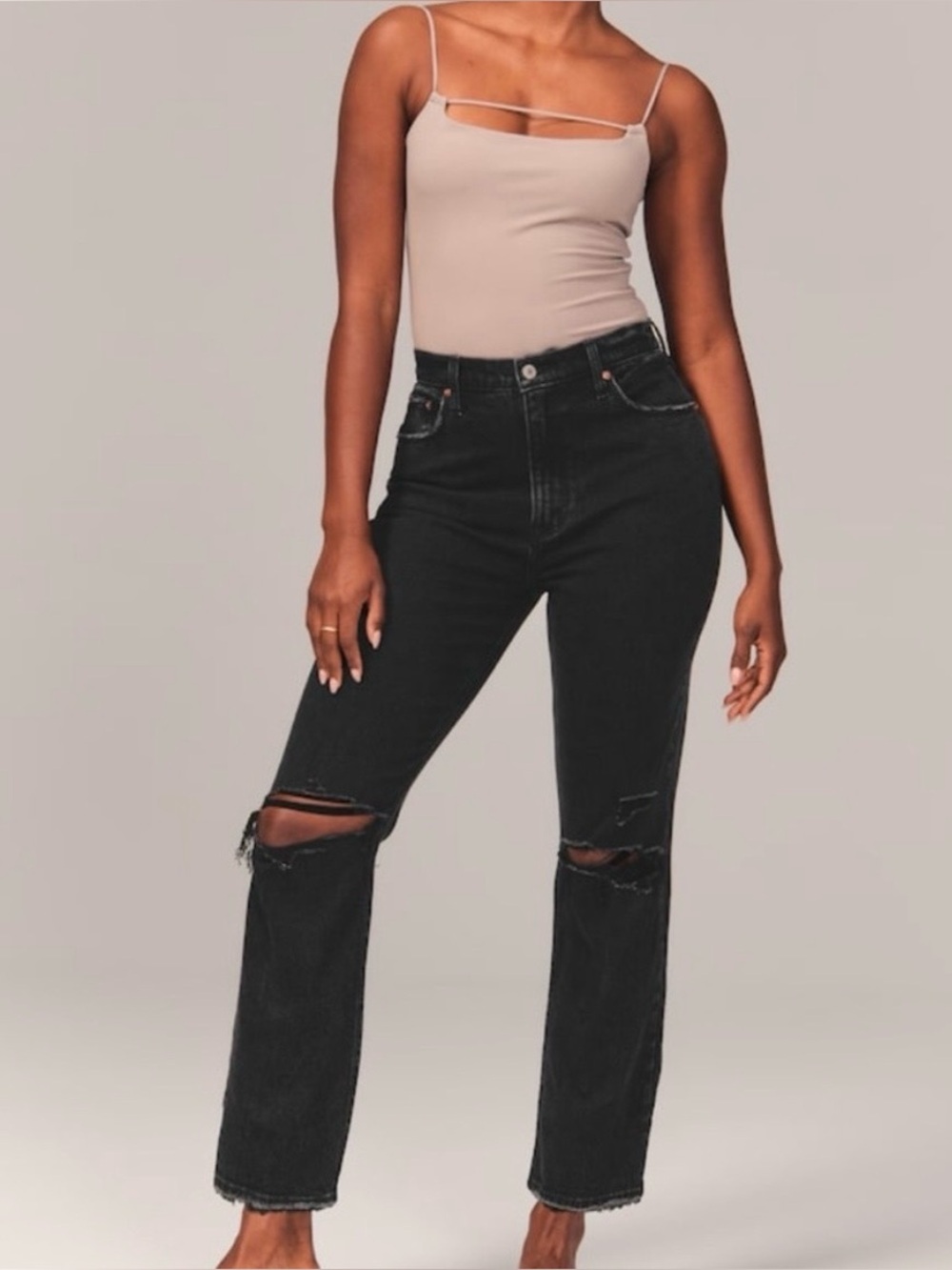 🫎ABERCROMBIE The Ankle Straight Ultra High Rise Black Distressed Jeans - Size 26